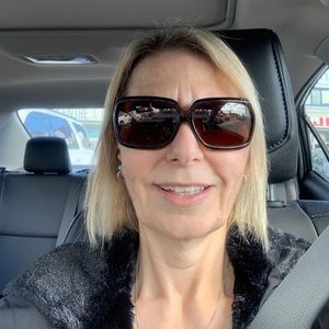 Meet your Posher, Sheri